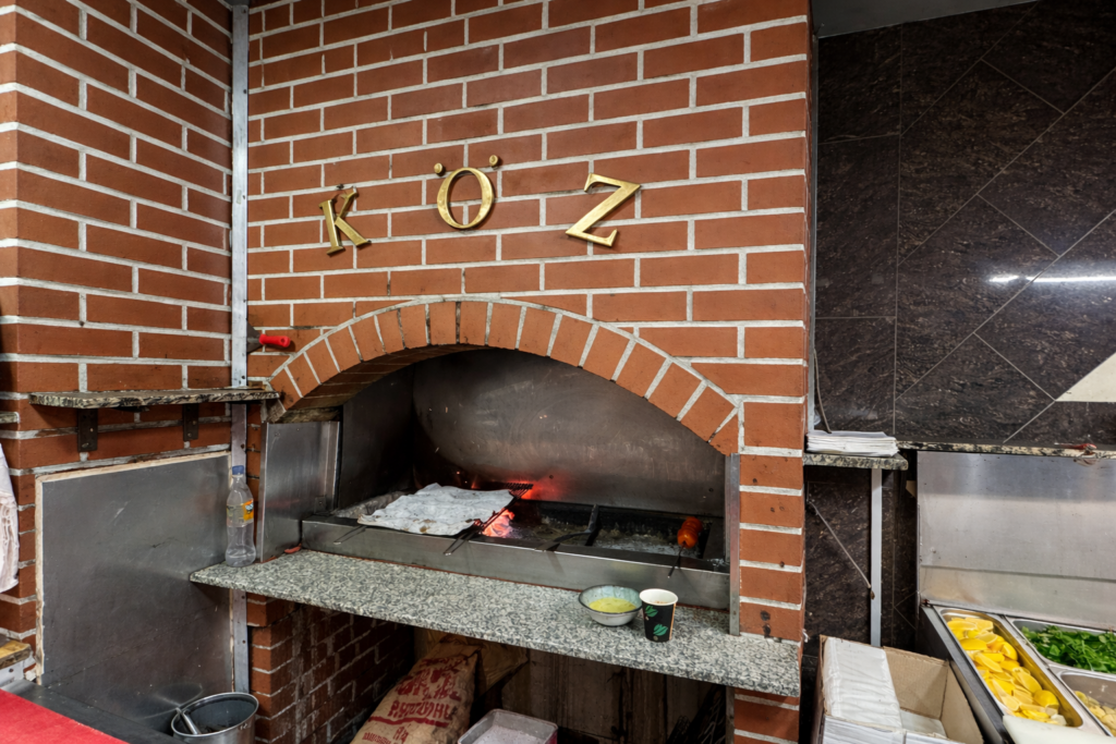 Holzkohlegrill